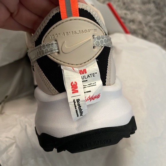 Wmns Nike shoe👟👟 - Picture 3 of 3